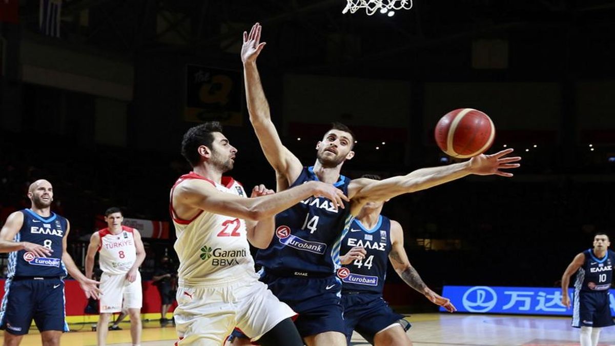 Ναι ρε Ελλαδάρα: Τα παιδιά του Πιτίνο πάτησαν την Τουρκία και πάνε τελικό!