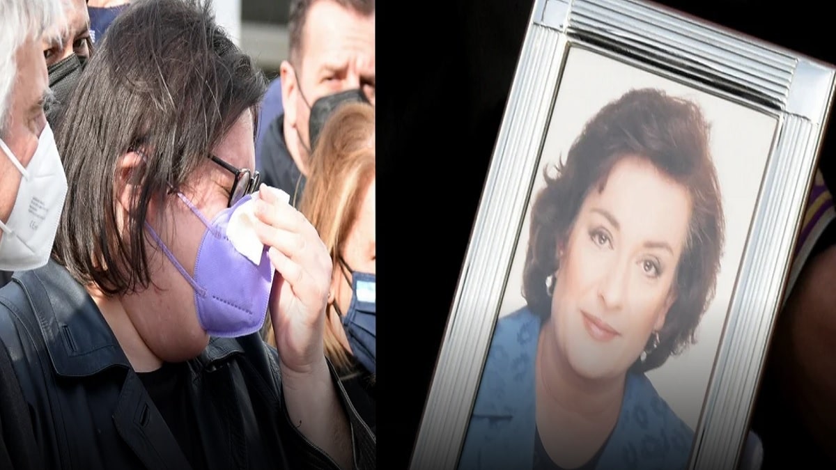 Κηδεία Μαριέττας Γιαννάκου: «Λύγισε» η κόρη της στο τελευταίο αντίο – «Σήμερα αποχαιρετούμε μία γυναίκα-πρότυπο» το μήνυμα Μητσοτάκη (Video)