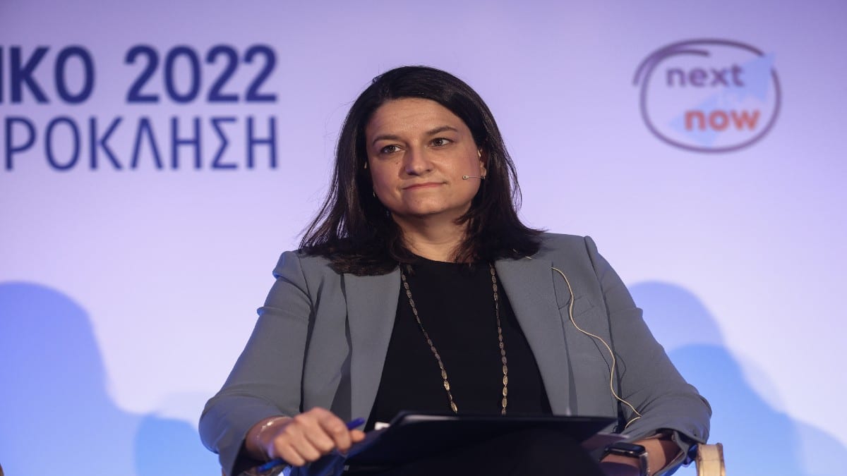 Παιδεία: Ανακοίνωσε τα ευχάριστα η Κεραμέως για τους εκπαιδευτικούς – Η επέκταση ωραρίου των σχολείων φέρνει 3.300 νέες προσλήψεις!
