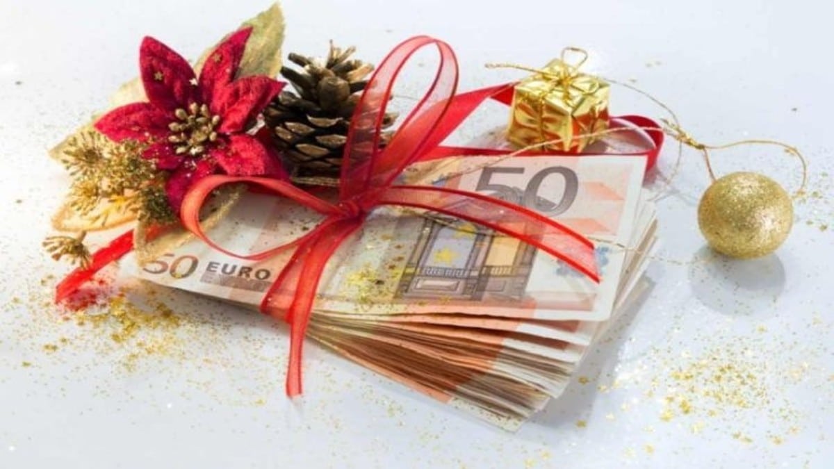 ΟΠΕΚΑ: Κοινωνικό Εισόδημα Αλληλεγγύης – Πότε καταβάλλεται το επίδομα