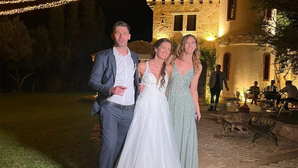 Λιβύη: Από τα όνειρα στον θάνατο! Η χαρά έγινε τραγωδία 8 μέρες μετά – Φωτογραφίες από τον γάμο της Άντζελας Μανδαλιού