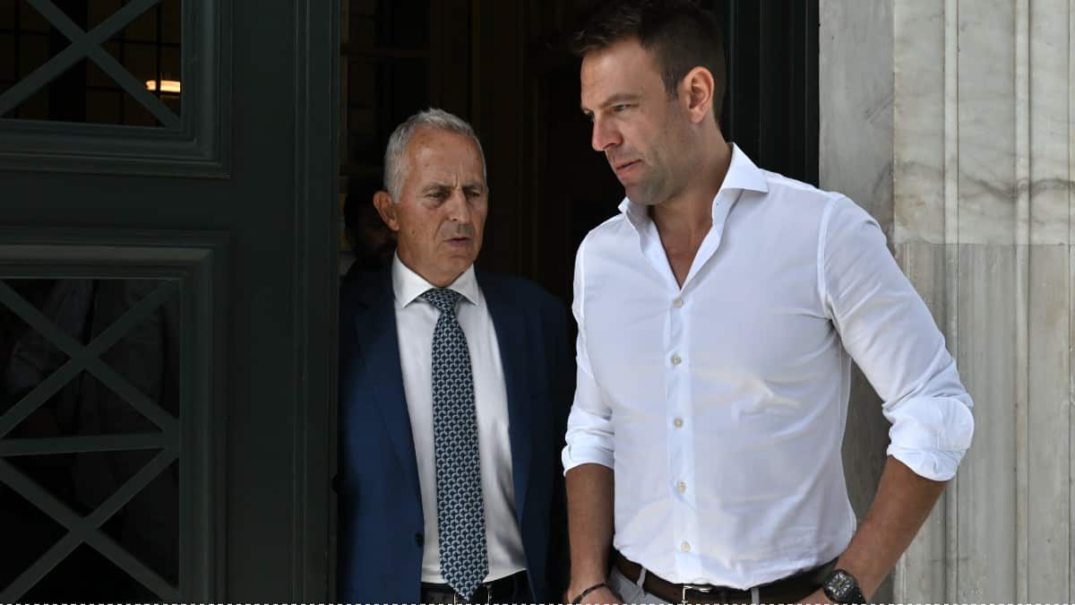Εκτός γραμμής κόμματος ο Αποστολάκης για τους αντάρτες της ΝΔ – «Προσωπικές οι απόψεις του», λένε από τον ΣΥΡΙΖΑ (video)