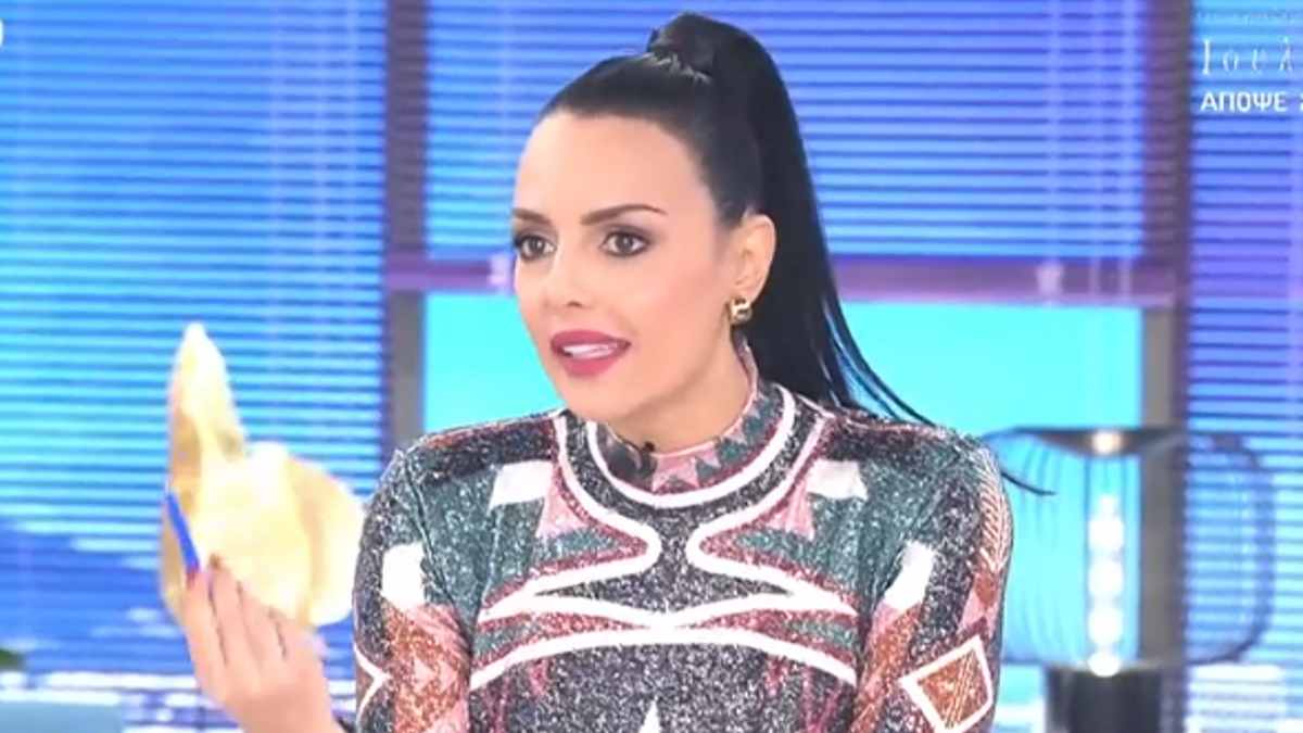 Ανατριχιάζει η Όλγα Λαφαζάνη: «Είχαν κουρέψει την κόρη μου στο σχολείο, τους είπα ότι θα κινηθώ νομικά»