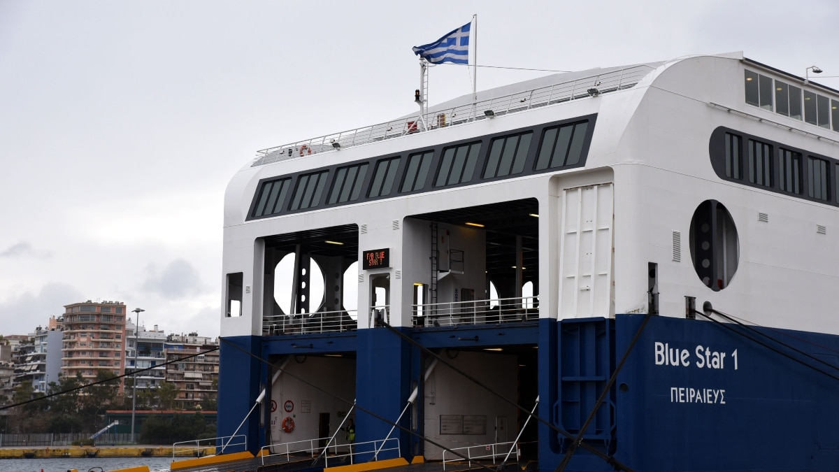 Πειραιάς: Άρση απαγορευτικού απόπλου λόγω των θυελλωδών ανέμων – Παραμένει σε Ραφήνα και Λαύριο
