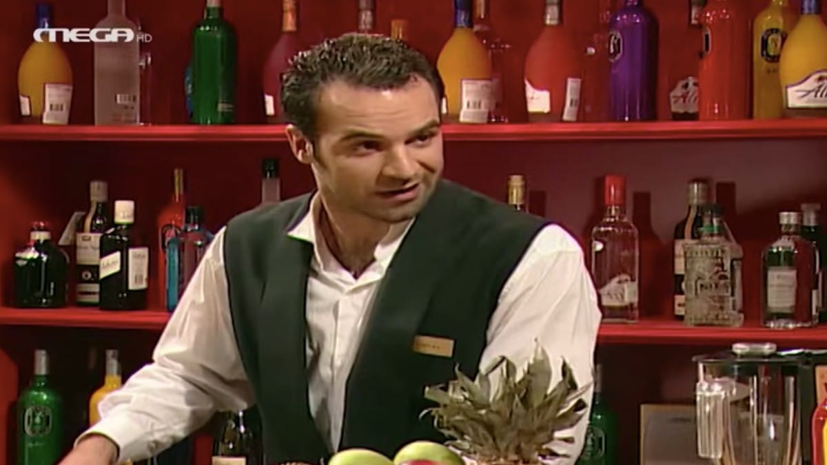 Παντρεμένος με δύο παιδιά και… συνεργάτης με την κόρη του: Δείτε πώς είναι σήμερα ο Αντώνης από το «Κόκκινο Δωμάτιο»