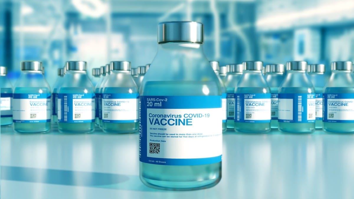 Κορωνοϊός: Σοκ με την παραδοχή από AstraZeneca για το εμβόλιο – «Μπορεί να προκαλέσει παρενέργειες»