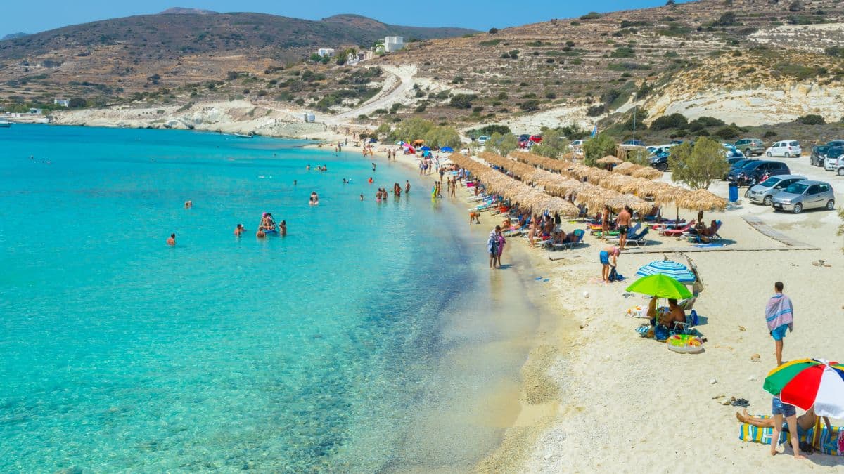 Γι’ αυτό η Ελλάδα είναι πρώτη σε τουρισμό: Η πιο καθαρή παραλία στον κόσμο βρίσκεται σ’ αυτό το ελληνικό νησί
