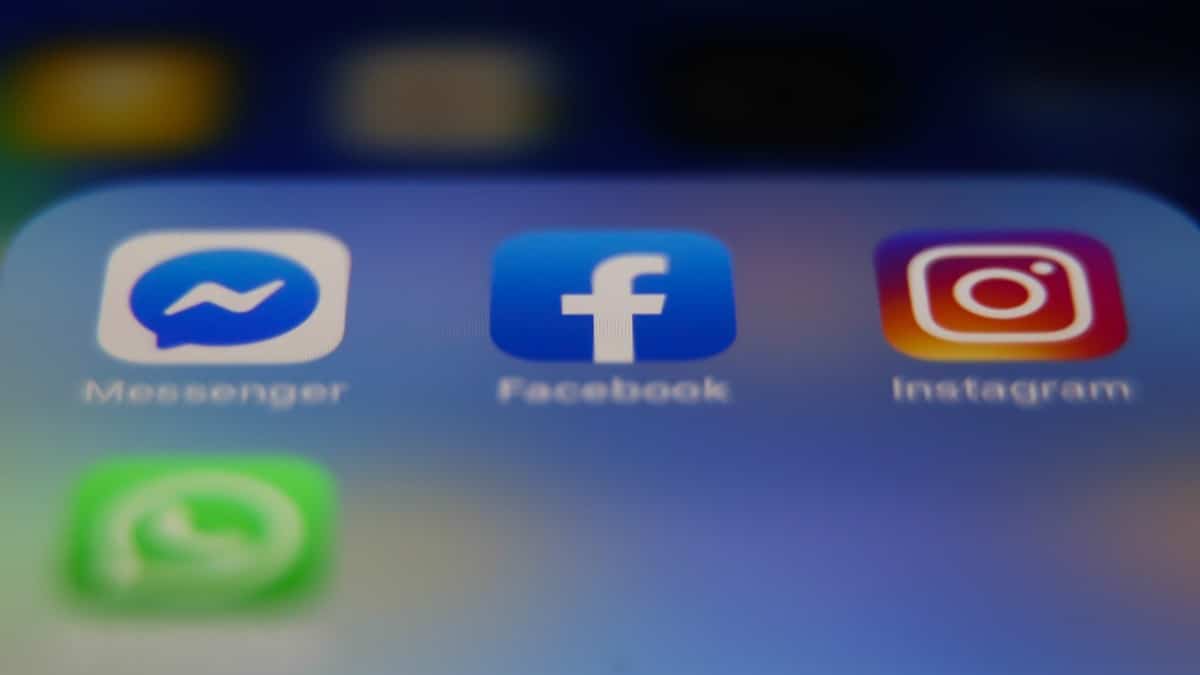 «Έπεσαν» Facebook, Messenger και Instagram: Η βλάβη που δείχνει στους χρήστες