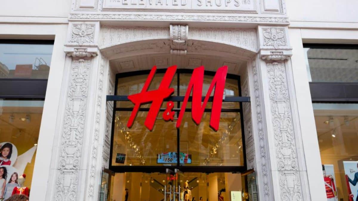 Χαμός στα H&M: Τα 3 φορέματα που έχουν κάνει πάταγο σε τιμές που δεν έχεις ξανά δει