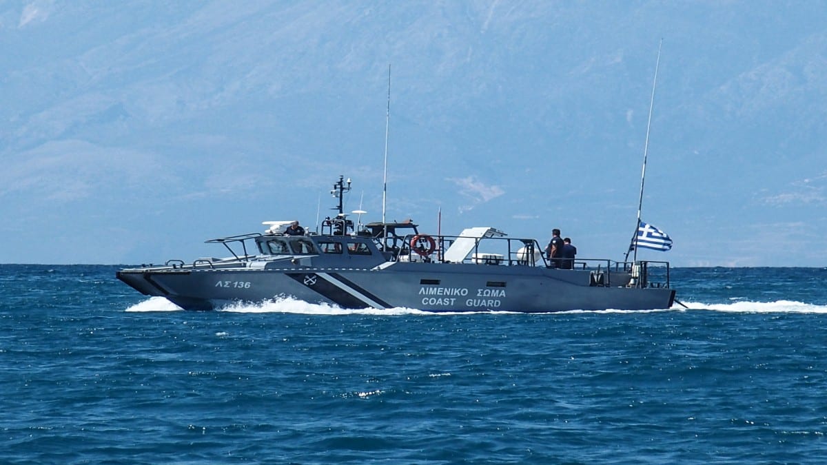 Συναγερμός στη Λέρο: Επεισοδιακή καταδίωξη ταχύπλοου που μετέφερε μετανάστες – Συνελήφθη 26χρονος Τούρκος διακινητής