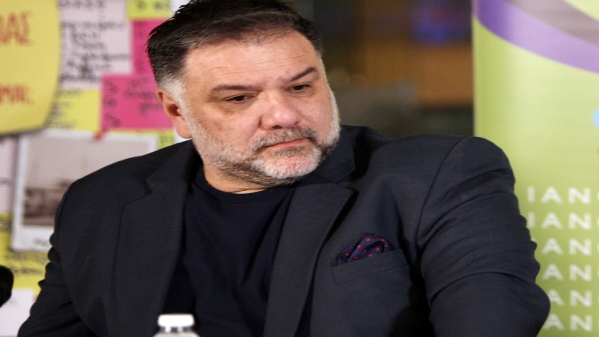 Έξαλλος ο Γρηγόρης Αρναούτογλου: «Ποιος άνθρωπος μπορεί να κάνει κάτι τέτοιο;» – «Γιατί τόση κακία και μίσος;» (video)