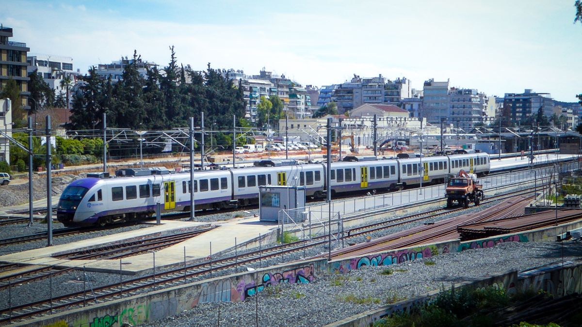 Τελικά από τύχη ζούμε: Όλα όσα συνέβησαν και βρεθήκαμε κοντά σε νέα Τέμπη στον Προαστιακό