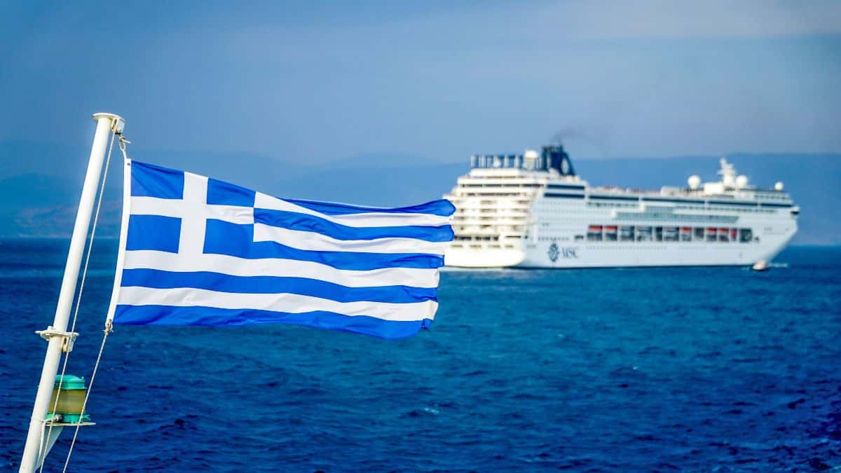 Τουρισμός: Τουρκική απόβαση στα νησιά του βορείου Αιγαίου με πάνω από 250.000 Τούρκους τουρίστες – Οι 54.373 με βίζα εξπρές