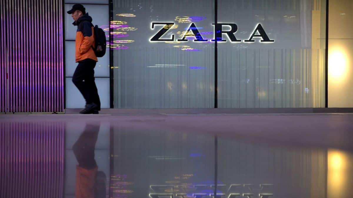 «Ψάχνοντας ρούχα στους κάδους»: Ο λόγος που Zara και H&M επαναχρησιμοποιούν τα υφάσματα τους