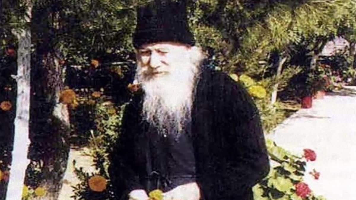 «Έχει ο Θεός. Εκεί που απελπίζεσαι, σου στέλνει κάτι που δε το περιμένεις»