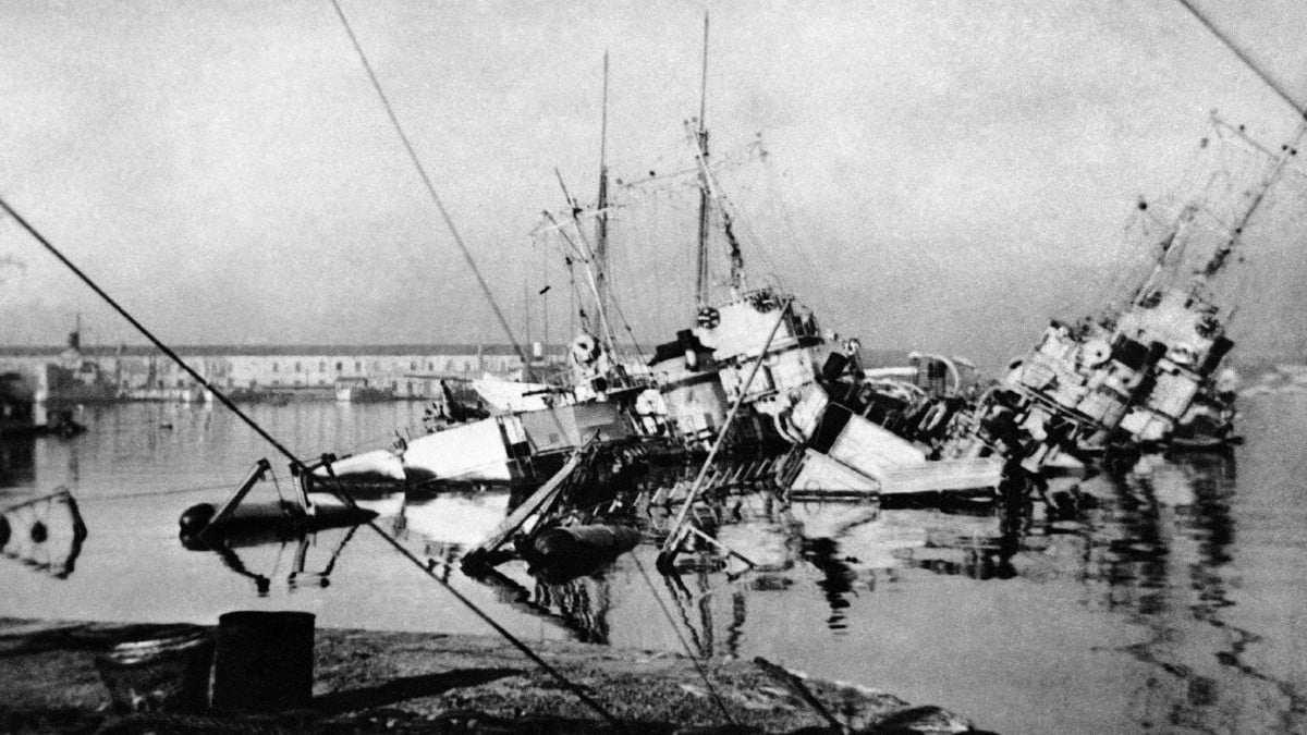 Σαν σήμερα 27 Νοεμβρίου 1942: Οι Γάλλοι θυσιάζουν 75 πλοία τους για να μην πέσουν στα χέρια των Ναζί