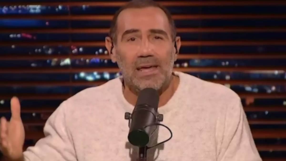 «Απογείωσε» και το Μακεδονία TV ο Κανάκης: Ξεπέρασε και μεγάλα κανάλια η πρεμιέρα του Πειρατικού Βινυλίου