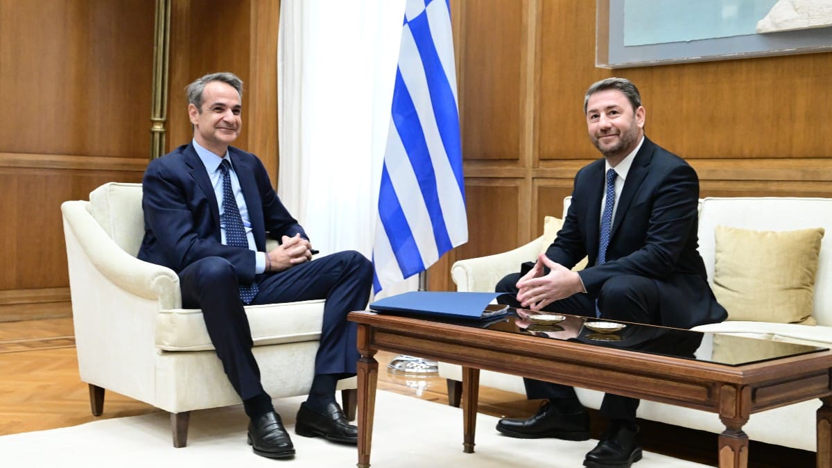 Είχε τους λόγους του: Για αυτό ο Νίκος Ανδρουλάκης… απαρνήθηκε τους κουραμπιέδες της Ντόρας Μπακογιάννη