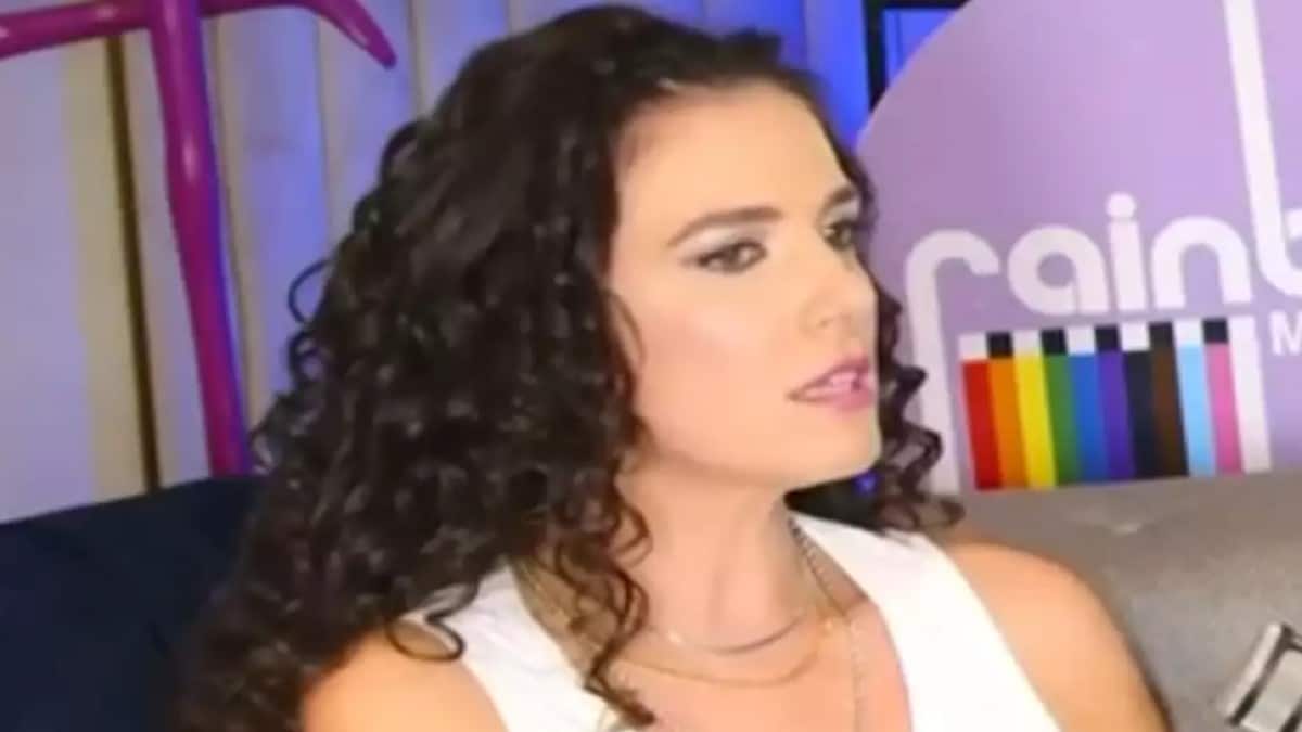 Η εξομολόγηση της Φωτεινής Δάρρα: «Λένε ότι αλλάζω τους άνδρες σαν τα πουκάμισα, ενώ είχα τρεις στη ζωή μου»