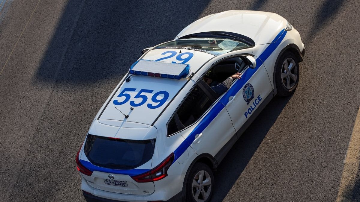 Συναγερμός στο Μαρκόπουλο: Πυροβολισμοί με δύο τραυματίες