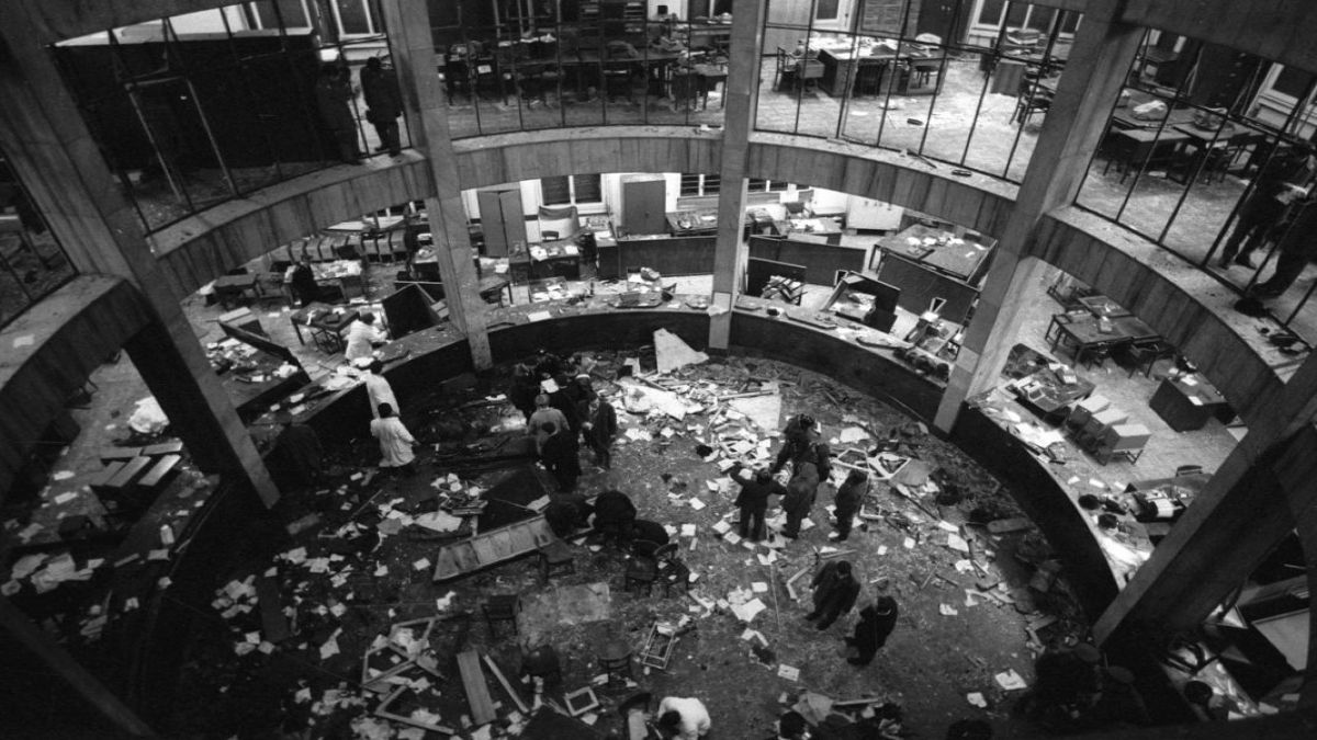 Σαν σήμερα, 12 Δεκεμβρίου 1969: Η έκρηξη βόμβας στην Πιάτσα Φοντάνα που αλλάζει για πάντα την Ιταλία