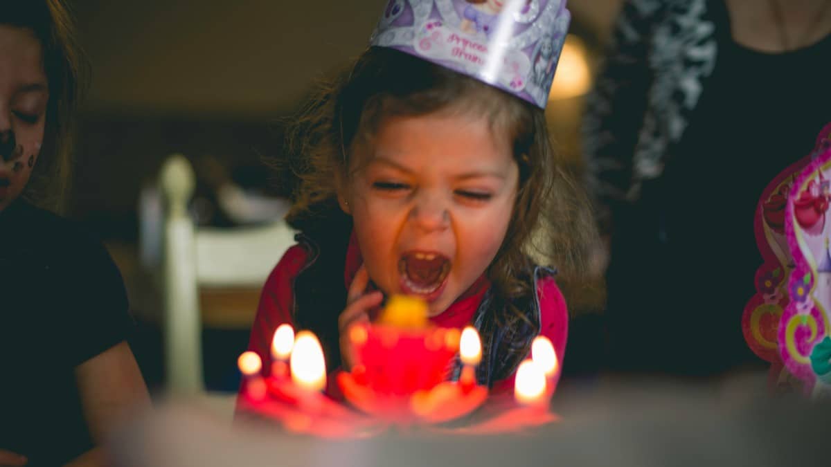 «Μην φέρνετε cupcakes στην τάξη για κέρασμα»: Το βίντεο της δασκάλας που είδαν πάνω από 1.5 εκατομμύριο γονείς