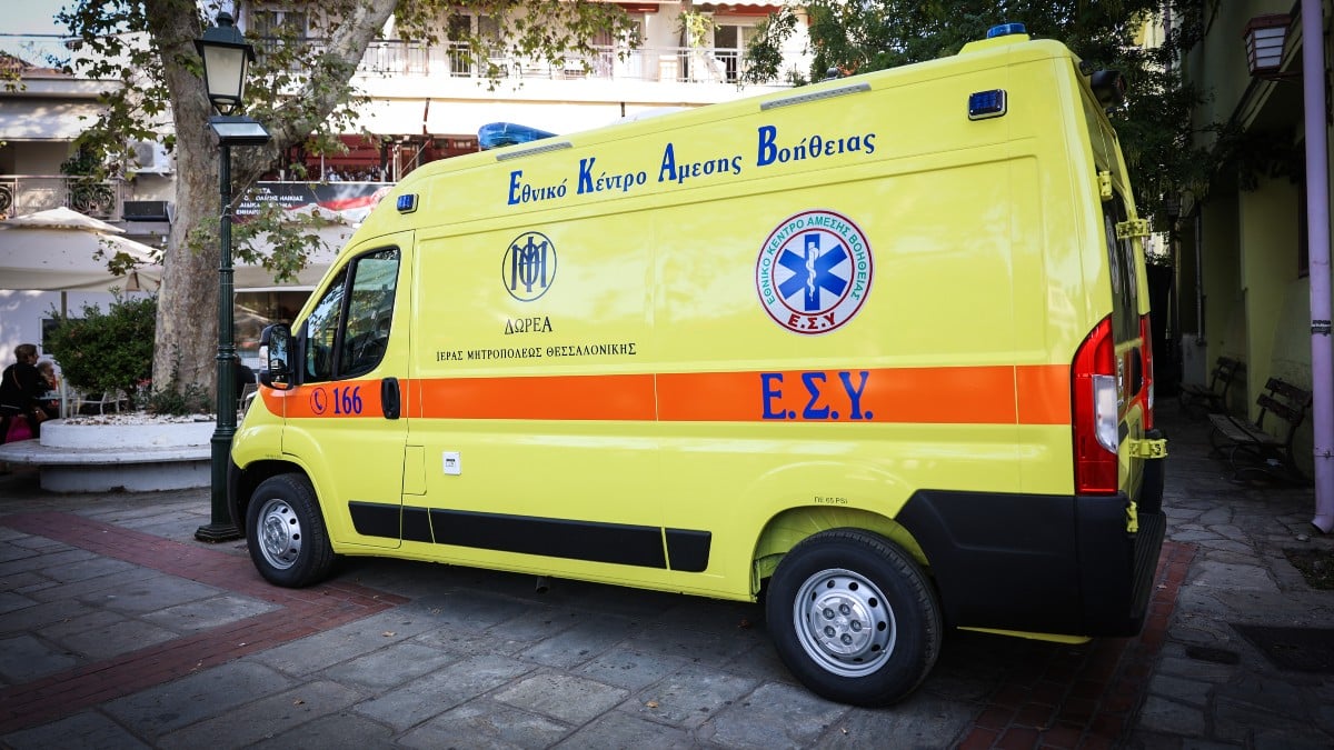 Νέα τραγωδία στην άσφαλτο: Νεκρός γνωστός επιχειρηματίας στη Σαντορίνη