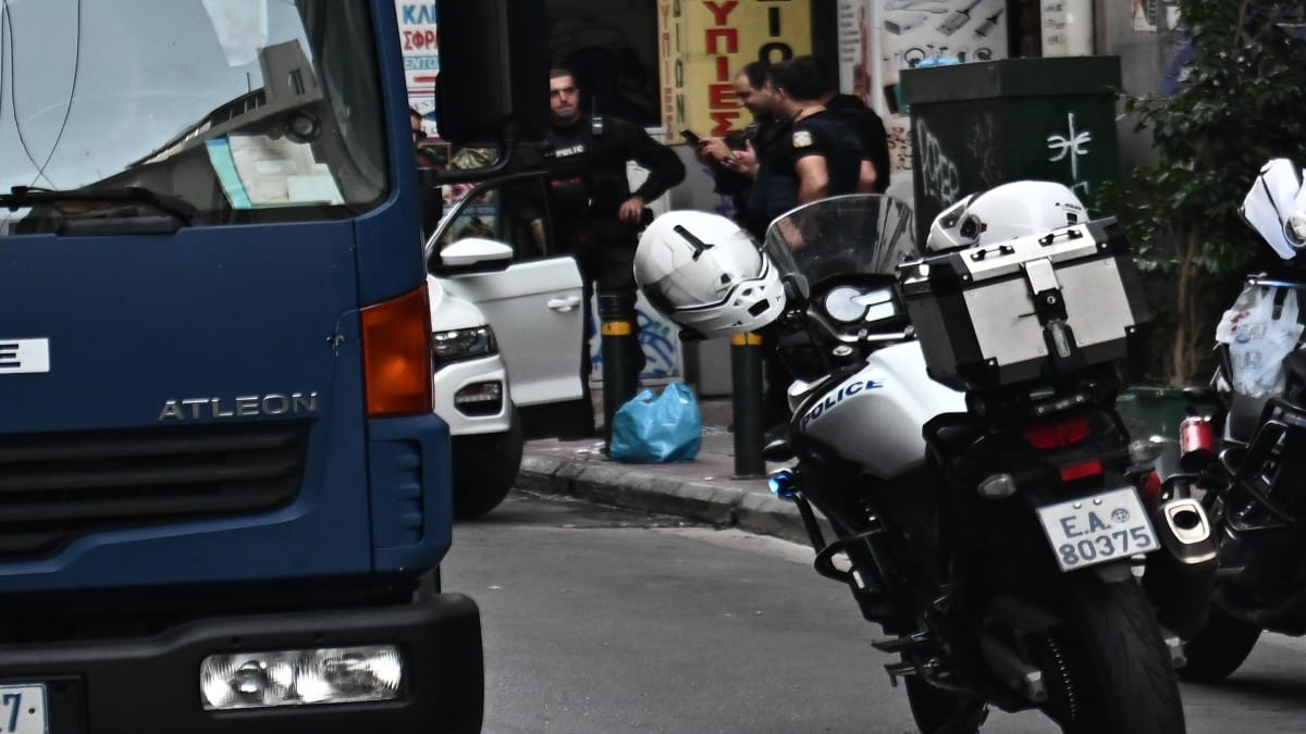 Ελληνικό FBI: Έκανε έφοδο στις φυλακές Κορυδαλλού – Εντοπίστηκαν αυτοσχέδια μαχαίρια και κινητά