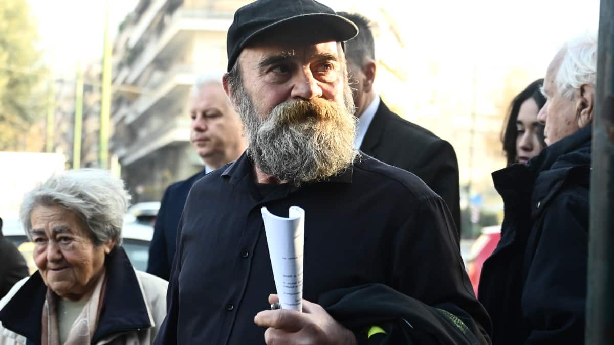 «Έλυσε» τη σιωπή του ο Κωνσταντίνος Πολυχρονόπουλος για τα «φρουτάκια»: «Αυτό που χτυπήθηκε περισσότερο ήταν η αλληλεγγύη»
