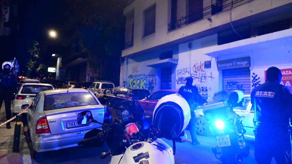Εικόνες που προκαλούν αποστροφή: Οι ξυλοδαρμοί των Μαροκινών ομήρων της συμμορίας των εκβιαστών στη Θεσσαλονίκη και το σπίτι του τρόμου