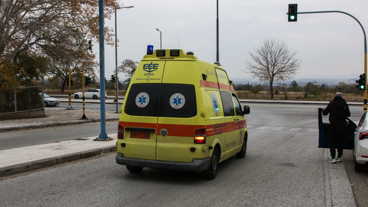 Συναγερμός στην Καλαμάτα: 14χρονη στο νοσοκομείο μετά από κατανάλωση αλκοόλ