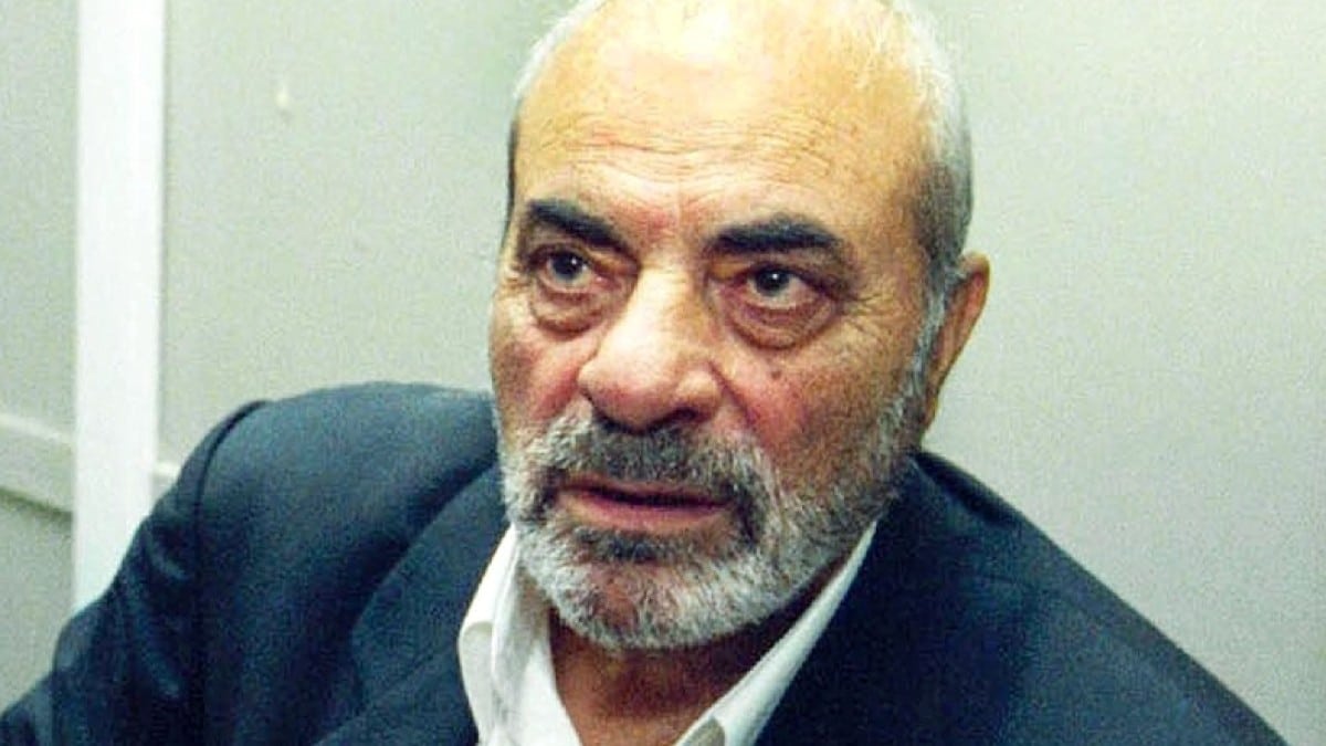 Ποιος Μάστορας; Στη φόρα το όνομα του ανθρώπου που ο ίδιος ο Καζαντζίδης ζήτησε να τον υποδυθεί – Δεν πάει ο νους σας