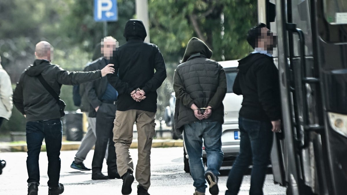 Απόλυτος εφιάλτης στην υπόθεση του κυκλώματος προστασίας: Πιθανότητα σύνδεσης με τους βιασμούς της 12χρονης στον Κολωνό!