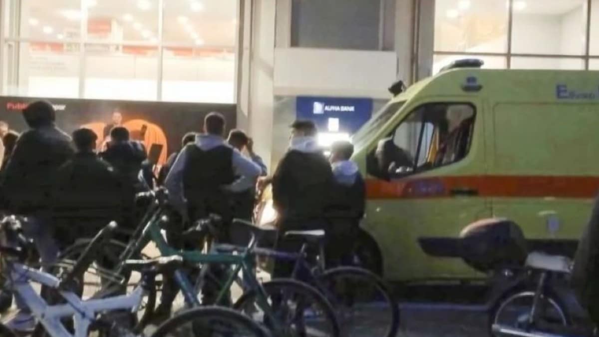 Λάρισα – Άγριο οπαδικό επεισόδιο: Βίαιη επίθεση σε 29χρονο – Διακομίσθηκε στο νοσοκομείο με σοβαρά τραύματα