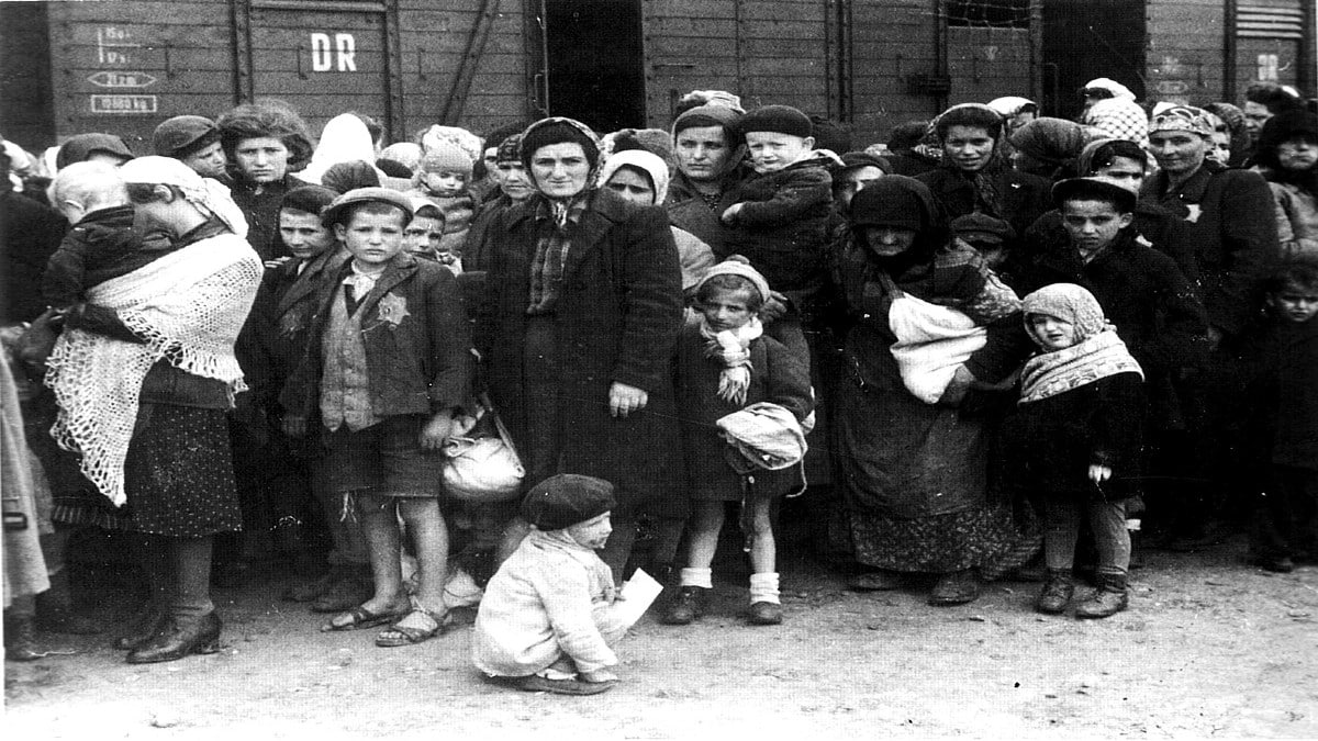 Παγκόσμια Ημέρα (27/01) Μνήμης για τα Θύματα του Ολοκαυτώματος από τους Ναζί