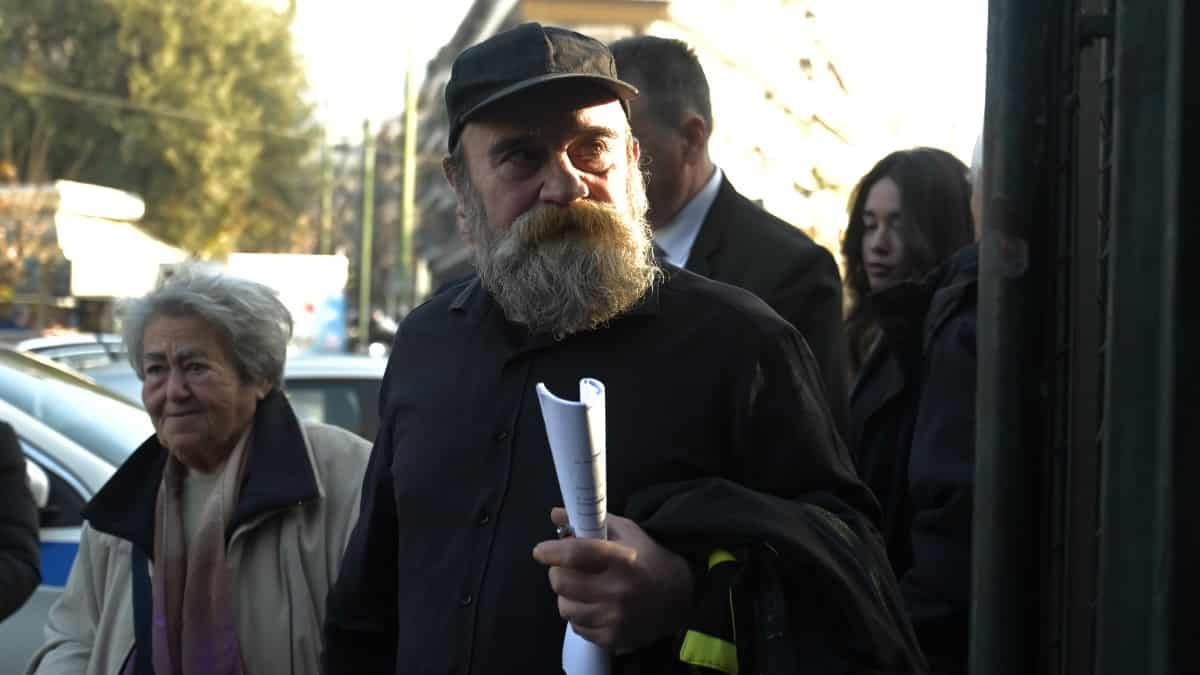 Ελεύθερος ο Κωνσταντίνος Πολυχρονόπουλος: Αρνείται τα πάντα ο «Άλλος Άνθρωπος»