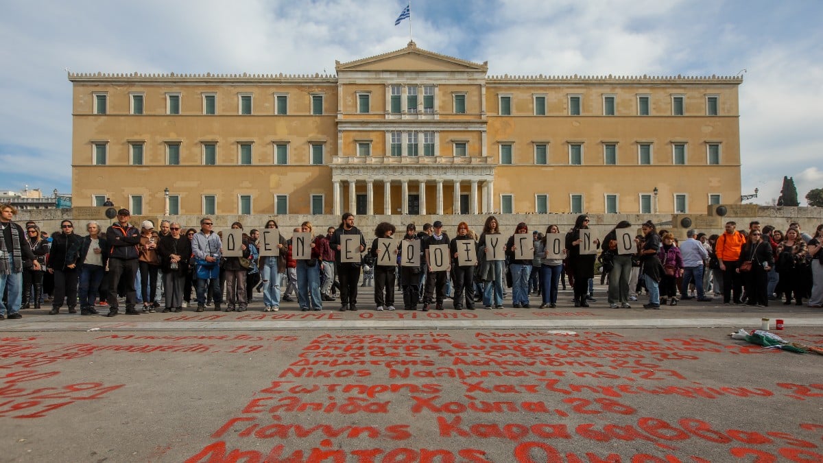 Τα… γυρίζει η κυβέρνηση για τα Τέμπη: Η απόφαση υπό το βάρος της κοινωνικής αντίδρασης