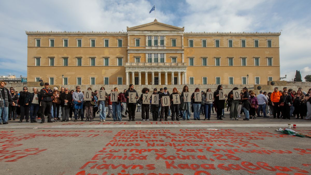 Υποκλινόμαστε: Αυτός ο κεντρικός δρόμος της Καισαριανής θα πάρει το όνομα «Θυμάτων Τεμπών»
