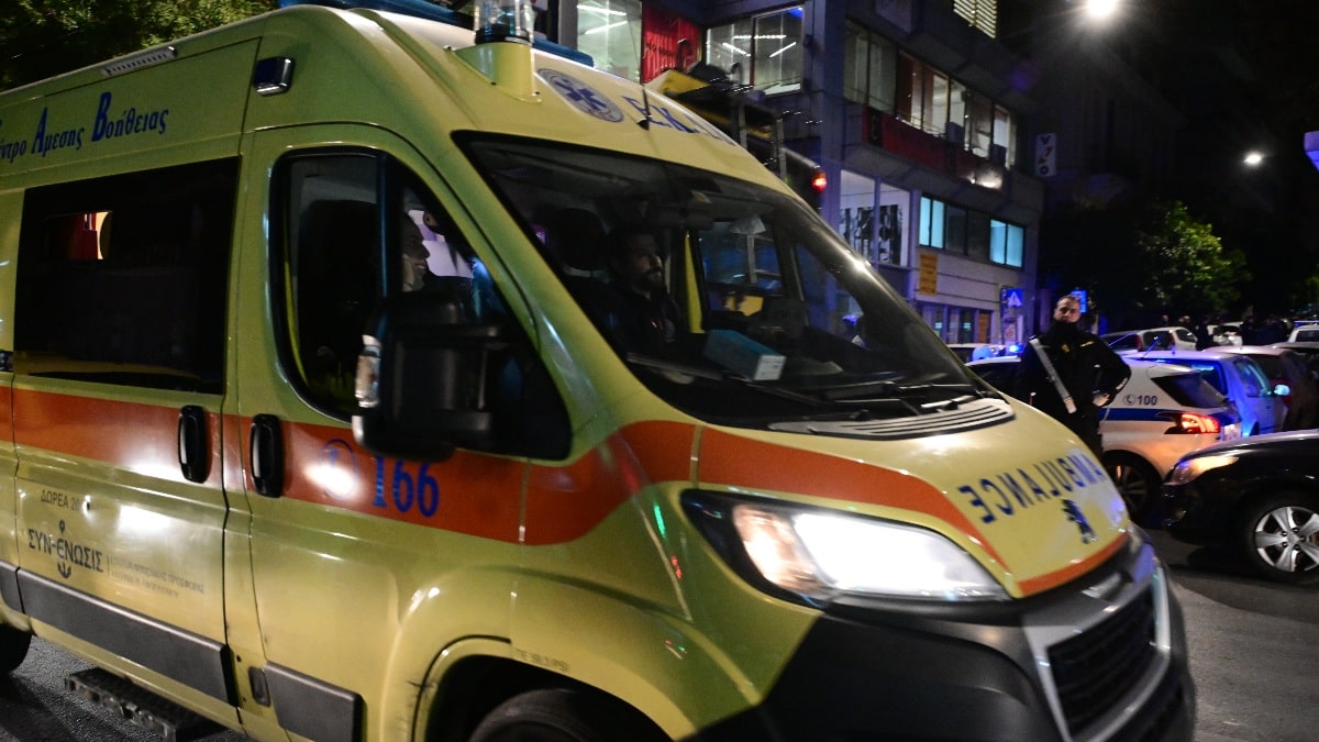 Τραγωδία στην Αγία Παρασκευή: Μοτοσικλέτα παρέσυρε και σκότωσε πεζό και τον σκύλο του