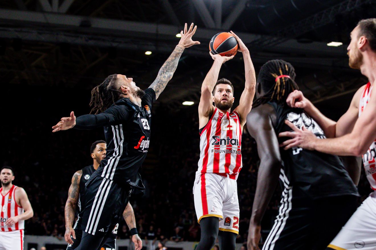 Euroleague: Πέρασε αέρα από την Μπολόνια ο Ολυμπιακός και «αγκάλιασε» την πρωτιά!