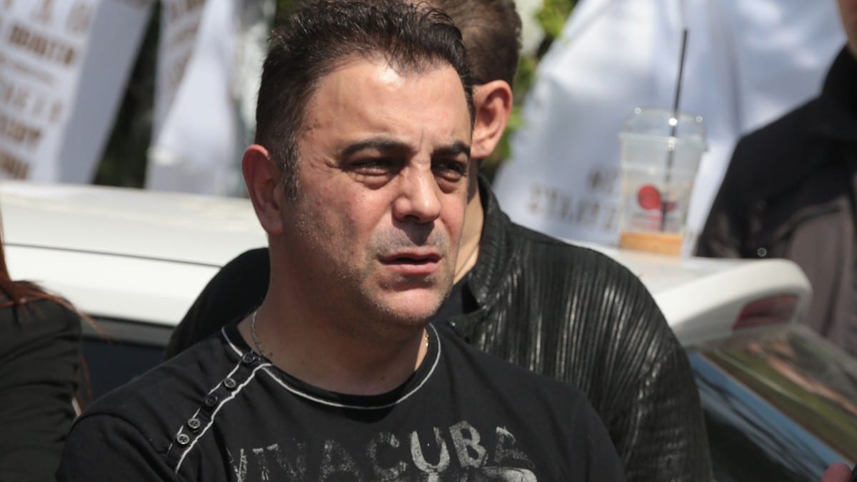 Στη φυλακή ο Χάρης Ακριτίδης – Περιπέτεια για τον γνωστό τραγουδιστή