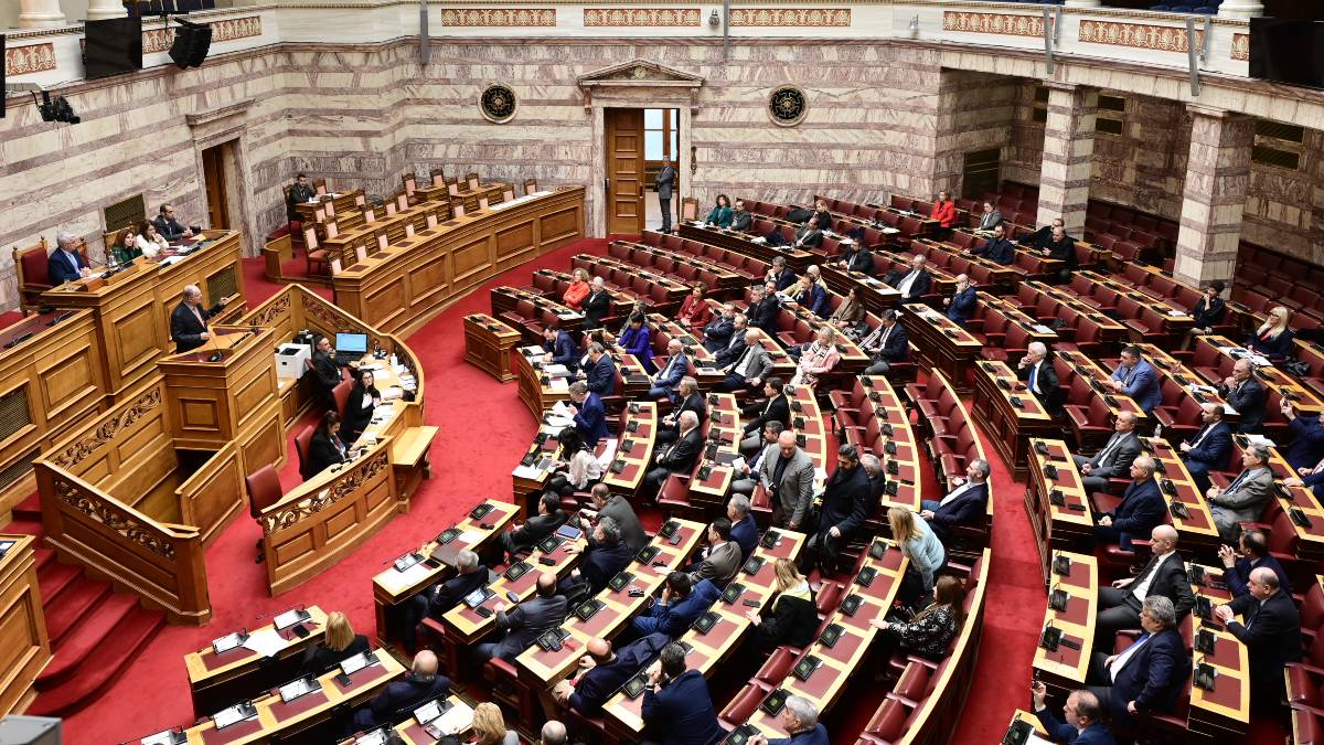 Βουλή: Δεν βγήκε «λευκός καπνός» στην τρίτη ψηφοφορία για εκλογή Προέδρου της Δημοκρατίας – Έλαβε 160 ψήφους ο Τασούλας