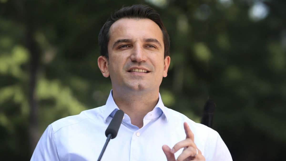 Αλβανία: Συνελήφθη ο δήμαρχος Τιράνων για διαφθορά και ξέπλυμα χρήματος – Σε κατ’ οίκον περιορισμό η σύζυγός του