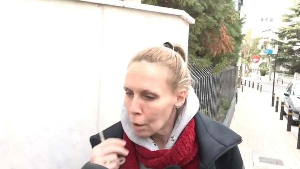 «Καμία σχέση παιδιά»: Σε άβολη θέση η Εβελίνα Παπούλια, ψέλλισε λίγα λόγια και έφυγε «σφαίρα»