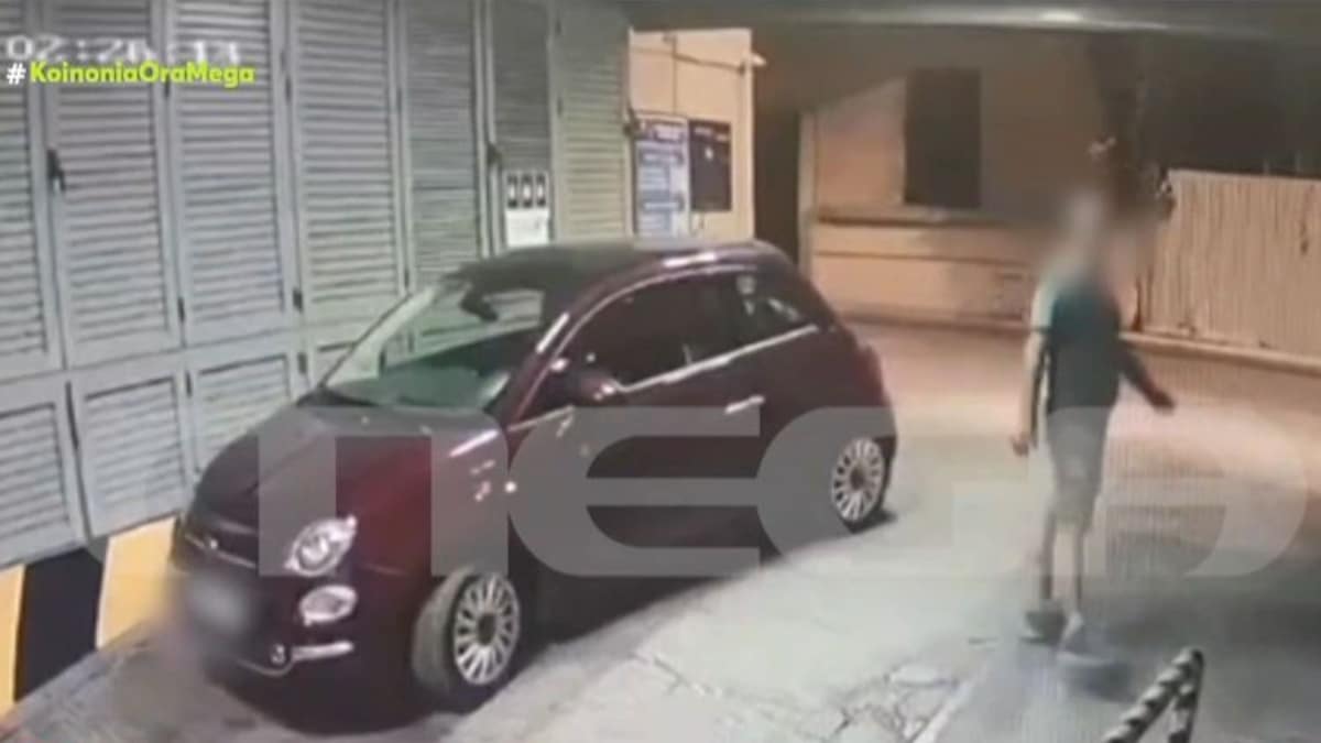 Βίντεο με άνδρα να κλέβει πολυτελή αυτοκίνητα σε πάρκινγκ στο κέντρο της Αθήνας – Το κάνει να φαίνεται παιχνιδάκι