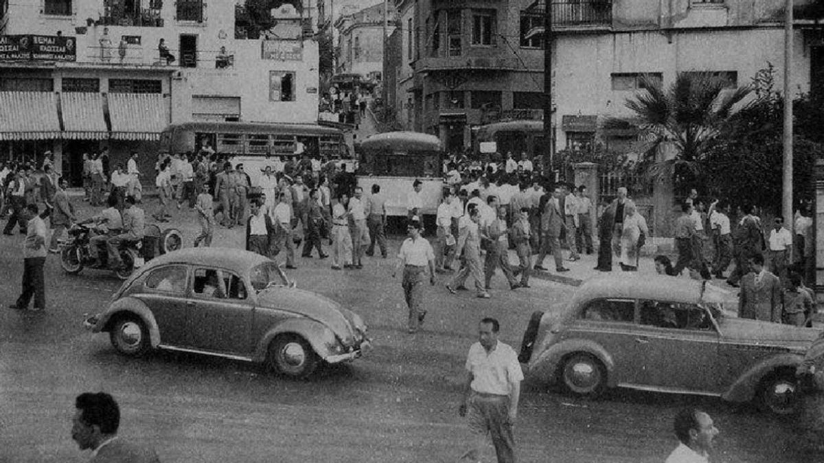 Κουίζ για την παλιά Αθήνα: Μπορείς να αναγνωρίσεις την οδό; Έχεις περάσει σίγουρα από εκεί