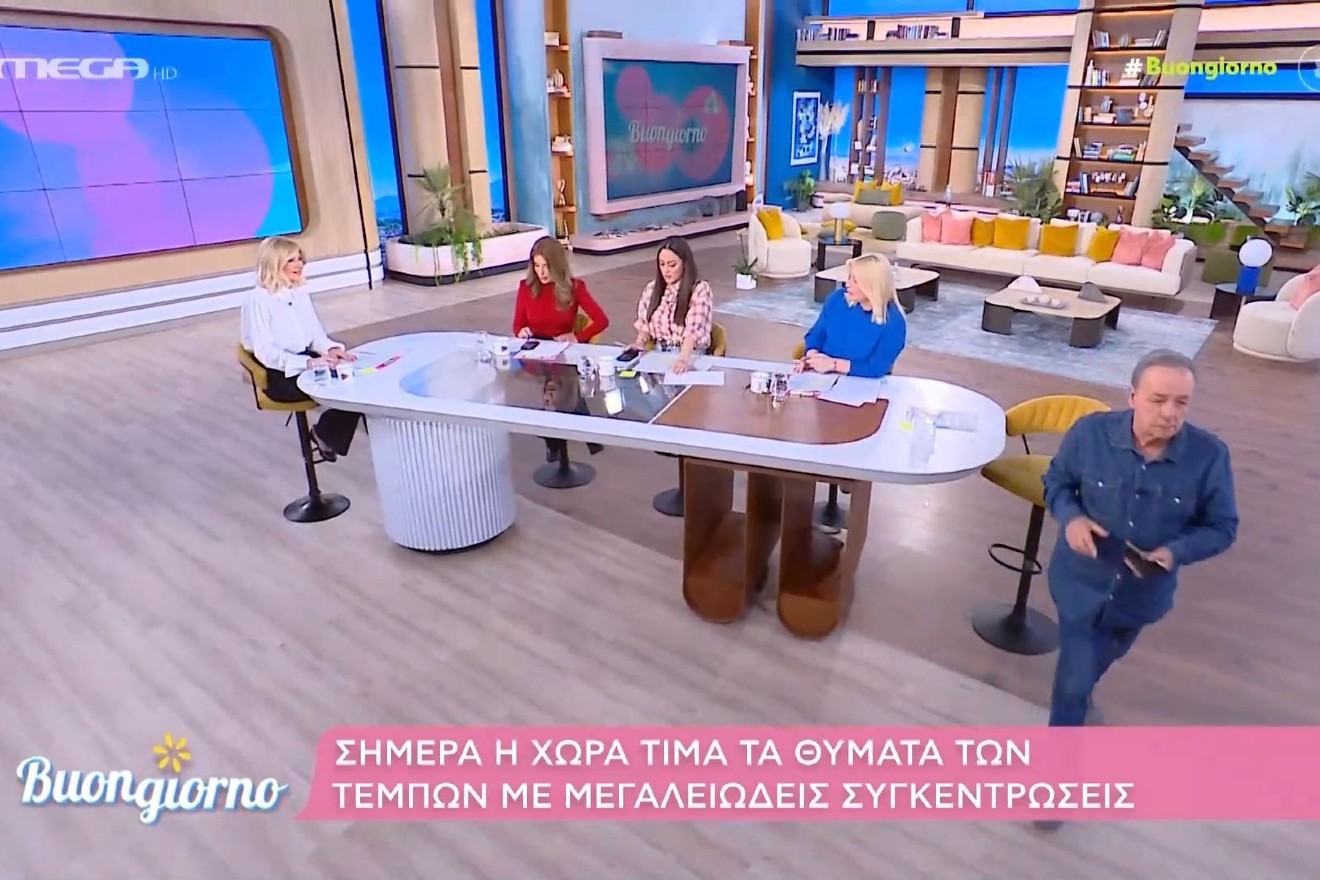 Τρομερός Ανδρέας Μικρούτσικος: Σηκώθηκε κι έφυγε στον αέρα της εκπομπής για να πάει στη διαδήλωση για τα Τέμπη (video)