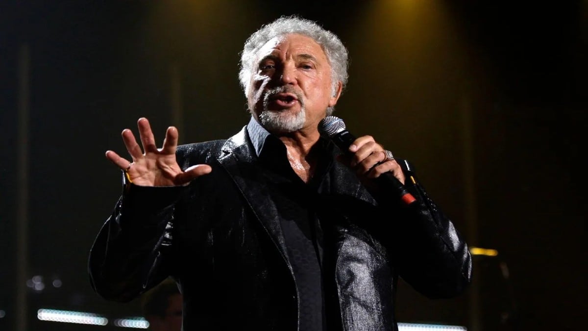 Είναι επίσημο: Ο Sir Tom Jones έρχεται για πρώτη φορά στην Αθήνα