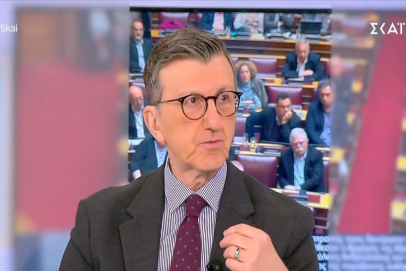 Πορτοσάλτε: «Ποια δολοφονία; Ξεκίνησε ένας σταθμάρχης με έναν μηχανοδηγό να σκοτώσουν 57 ανθρώπους;»