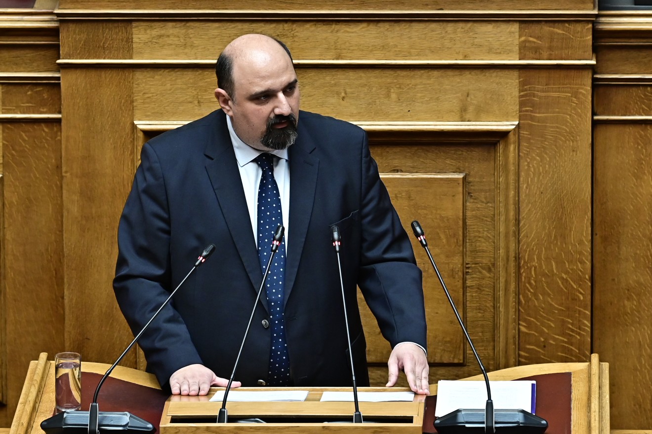 Τραγωδία στα Τέμπη: Παραιτήθηκε οριστικά ο Χρήστος Τριαντόπουλος – Το ανακοίνωσε από το βήμα της Βουλής
